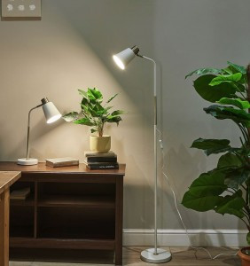 Uniel св-к напольный торшер Е27 60W, мех.выкл. металл/пластик, белый UML-T700 WHITE