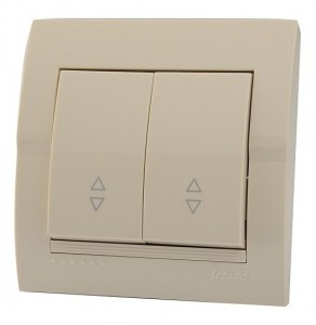 Lezard DERIY выкл. СУ 2 кл. 10А (проходн.) крем.