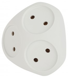 ЭРА разветвитель (тройник) 3роз. 10A плоский белый (пластик премиум) SPx-3-W (РФ) 9903