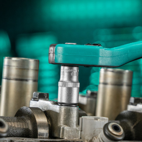 Набор инструментов 1/2", 1/4", CrV, 12 гранные головки, пластиковый кейс, 94 предмета Stels