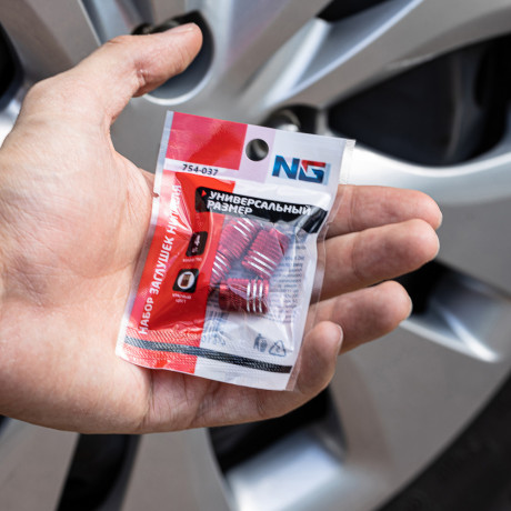 ЕРМАК Набор заглушек ниппеля 4шт. алюминиевый, универсальный, красный