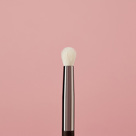 ЮНИLOOK Кисть для нанесения и растушевки теней, натуральный ворс, дерево, металл 15,7см