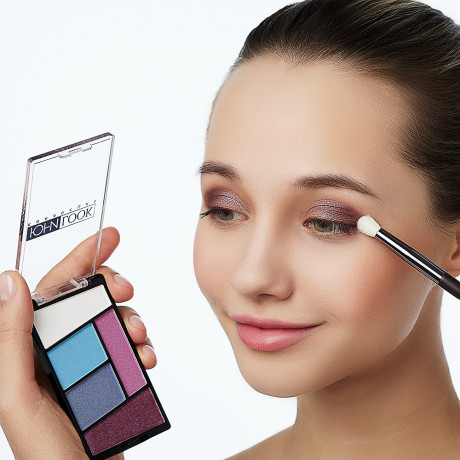 ЮНИLOOK Кисть для нанесения и растушевки теней, натуральный ворс, дерево, металл 15,7см