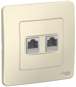 Systeme Electric BLANCA роз. тел./комп. СУ 1 мест. молоч. (пл.осн., RJ11+RJ45) BLNIS04 (10!)