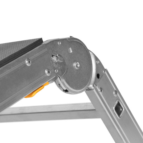 Рабочие подмости, количество ступеней 3 х 6 х 3, (арт. в серт.: 2340363)