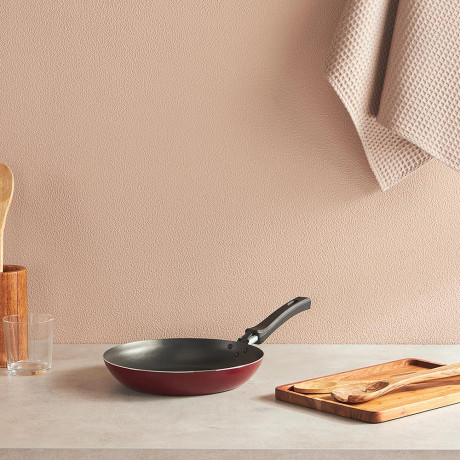 Сковорода с антипригарным покрытием d24см