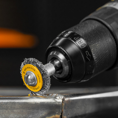 Набор щеток для дрели, 5 Плоских 25-38-50-63-75 мм, шпилька, нерж. вит. проволока Denzel