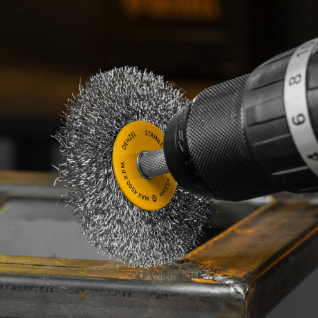 Набор щеток для дрели, 5 Плоских 25-38-50-63-75 мм, шпилька, нерж. вит. проволока Denzel