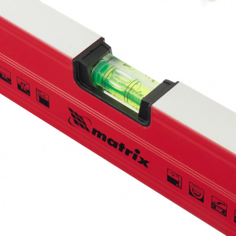 Уровень алюминиевый магнитный, 2000 мм, фрезерованный, 3 глазка (1 зеркальный) усиленный Matrix