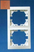 Lezard Мира рамка 2 мест. (б/вст, вертик.) сосна (PC) 701-0801/0800-152