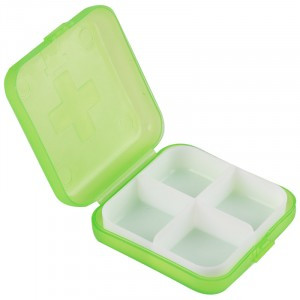 Таблетница 4 секции, 6,8*6,8*2,6см, белый/зеленый/голубой, 7748