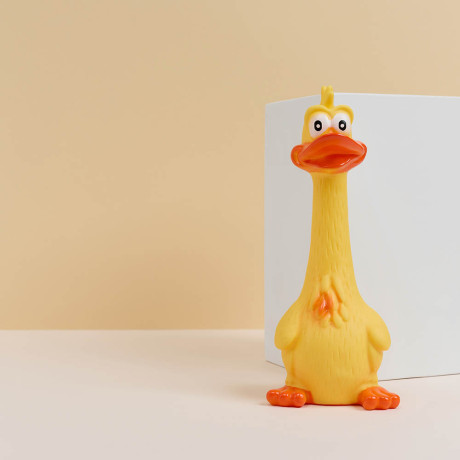 Игрушка для домашних животных тм VETTA, ПВХ, 7,5х17 см, утка