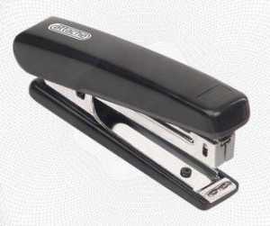 Степлер Attache 8209 (N10) до 12 лист. черный 159006