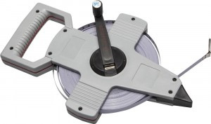 Мерная лента ЗУБР "МАСТЕР" геодезийная, сталь полотно с защит покр, 100мх10мм zu34181-100