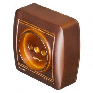 "Lezard DEMET роз. ОУ 1 мест. 16А,  маун (основание PBT, корпус PC) 711-0400-121