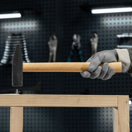 Молоток слесарный, 1000 г, квадратный боек, деревянная рукоятка