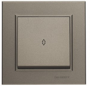 Makel Karea выкл. СУ 1 кл. зелен. (проходной) 56052005