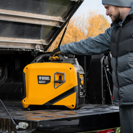 Генератор инверторный GS-2200iS, 2,2 кВт, 230 В, закрытый корпус, ручной старт DENZEL