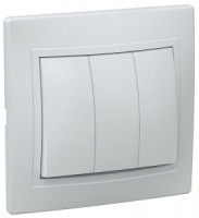 IEK КВАРТА выкл. СУ 3 кл. бел. (пласт. осн.) ВС10-3-0-КБ EVK30-K01-10-DM