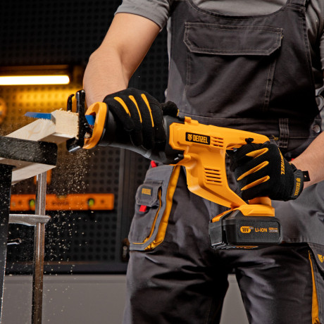 Пила сабельная аккумуляторная CRC-115-0, 18В Li-Ion Denzel