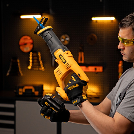 Пила сабельная аккумуляторная CRC-115-0, 18В Li-Ion Denzel