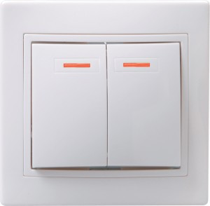 IEK КВАРТА выкл. СУ 2 кл. бел. (пласт. осн. инд.) ВС10-2-1-КБ EVK21-K01-10-DM