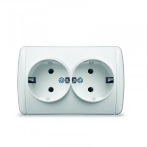 UNIVersal Клио роз. ОУ 2 мест. бел. (корп. ABS, земля, IP44) К2231