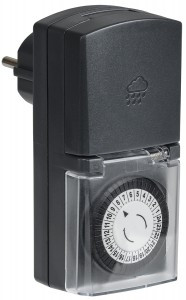 IEK розетка-таймер РТМ-4, дневной, эл.мех, 30мин/24ч. акк.2000ч, 16А IP44 ERT-20-1-16-S-30-0-44-K01