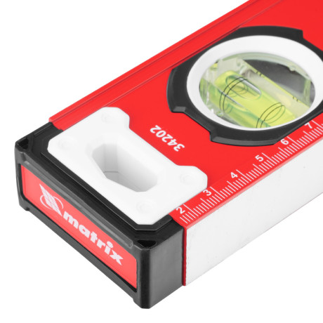 Уровень алюминиевый, фрезерованный, 3 глазка, рукоятки, 800 мм Matrix