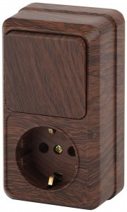 ЭРА Intro Quadro Блок ОУ, роз. 1 мест. ,земля+вык 1 кл. верт. 10(16)А, IP20, венге 2-705-10 53886