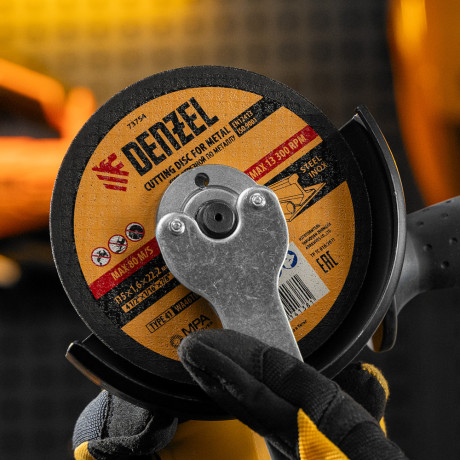 Круг отрезной по металлу, 115 х 1.6 х 22.2 мм Denzel