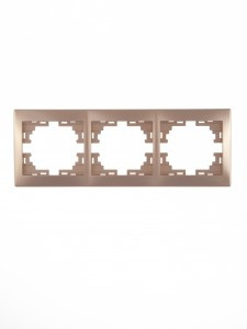 Lezard Мира рамка 3 мест. (б/вст, горизонт.) светло-коричневый перламутр (PC) 701-3100-148