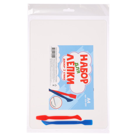 Набор для лепки, 3 предмета: доска А4 белая с бортиком, 2 стека, в пакете