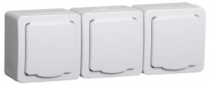 IEK ГЕРМЕС PLUS РСб23-3-ГПБб роз. 3 мест. земля ОУ IP54 (белый) ERMP32-K01-16-54-EC