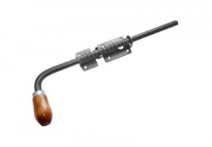 Засов Домарт с пружиной 400мм б/п d-16мм5)