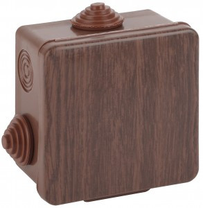 ЭРА Коробка распаячн. открытой установки КОР (дуб) 80х80х50мм с гермовводами 7 вх. IP54 2966