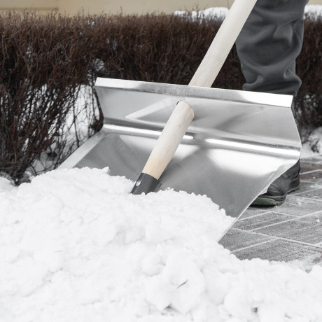 Лопата для уборки снега тротуарная, алюминиевая,500х400х1420мм, деревянный черенок, Сибртех