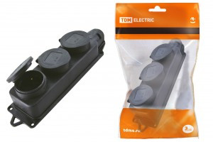 TDM колодка ОУ тройная 3гн. с загл. каучук 2P+PE 1x16A 220-240V IP44 SQ0612-0008
