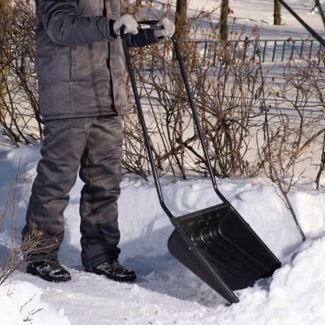 Движок для уборки снега пластиковый, 700х550х1470 мм, стальная рукоятка, Сибртех