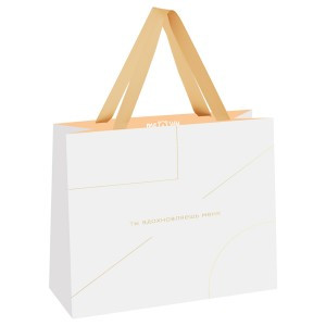 Пакет подарочный 23*18*10см MESHU "Monocolor. White", отд. фольгой, матовая ламинация 354647