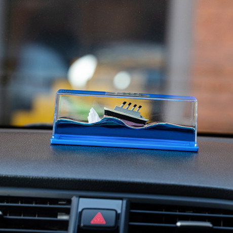 Ермак Игрушка декоративная, корабль с айсбергом, акрил, 14,6x5,2x5,4 см