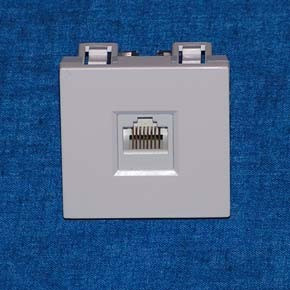 Systeme Electric W45 мех. роз. комп. для уст.каб.-канал СУ 1 мест. бел. (RJ45) РИН-144К5Е-б (25!)