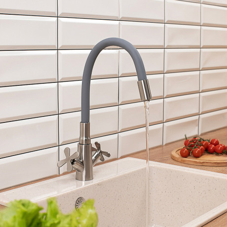 СоюзКран Смеситель для кухни, силиконовый излив, кер. кран-буксы 1/2, серый, нерж.сталь, SS01-С242